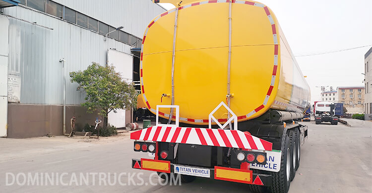 3 Axle 45000 Liters Diesel Tanker for Sale in Dominican