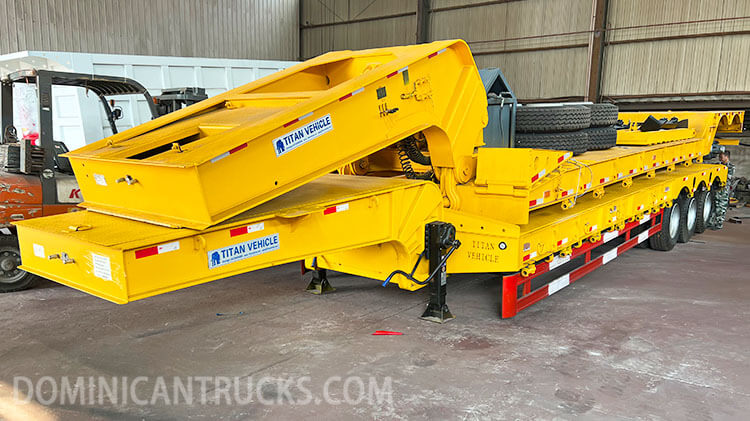 3 Axle Low Loader and Removable Goosenenck Trailer for Sale in Dominican Republic