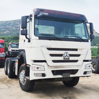 Sinotruk Howo 6x4 Tractor Truck